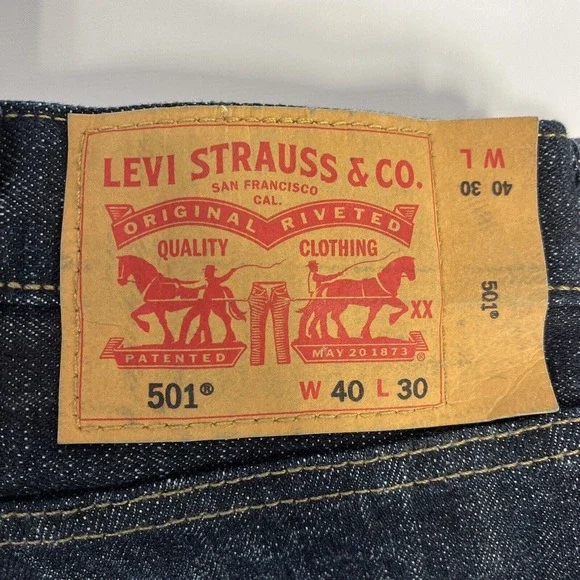 Levis 501 Denim Jeans 40x30 Straight Leg Button Fly Made 1 April 1996 EUC